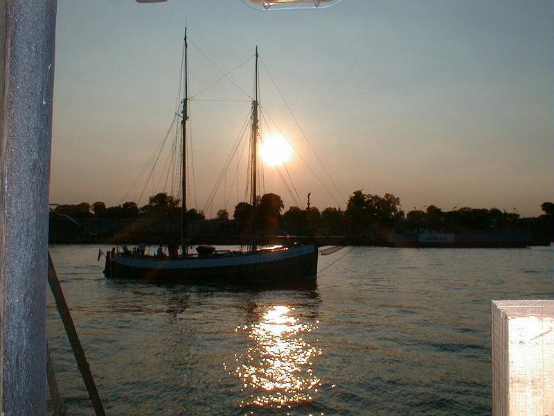 31 SJØGLIMT 01.jpg
